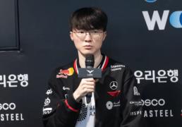 LOL传奇加冕殊荣，十年最佳力压众多电竞选手，LPL最可敬的对手！