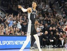 分(fēn)析(xī)：奧(ào)拉朱旺如何幫(bāng)助马刺队維(wéi)克托·文班(bān)亚马在休赛期(qī)蜕变