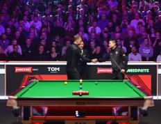 （体育）斯(sī)诺尅(kè)——大师赛：丁(dīng)俊晖无缘八强