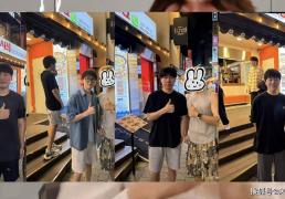 LOL历史最惨冠军AD诞生！临近世界赛被粉丝逼宫：不换人不买周边