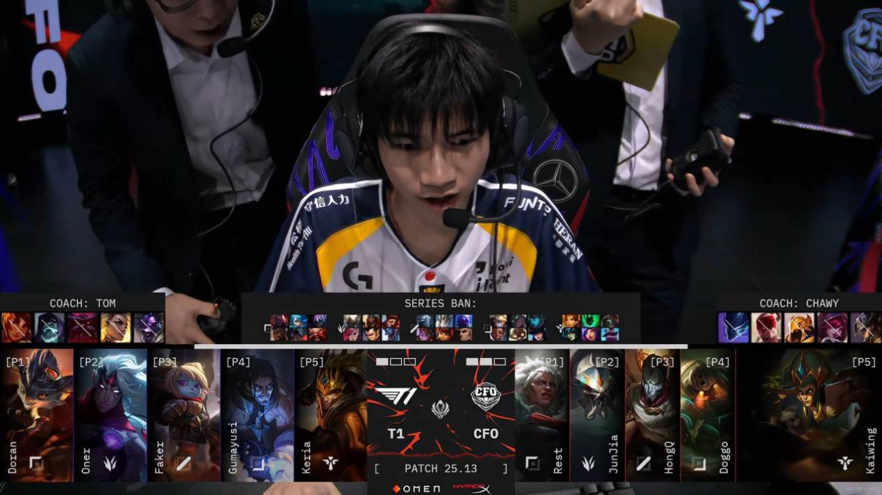 Faker绝境爆发，T1开启愤怒(nù)形(xíng)態(tài)！CFO逆转打团灭，比赛拖入決(jué)勝(shèng)局
