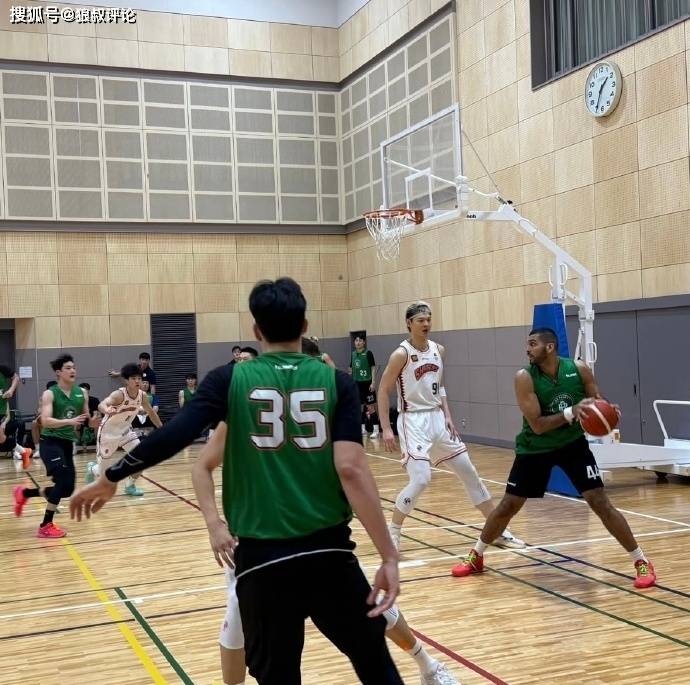 怀特塞德被放弃了?上海男篮全华班73-76不敌韩国水原KT
