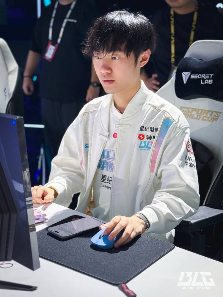 【7.16】电競(jìng)游戏前沿资讯:LOL美测服更新、Xiaoxu离队、Lele、JiaQi恢复自由人、飛(fēi)牡蛎戰(zhàn)队喊(hǎn)话HLE