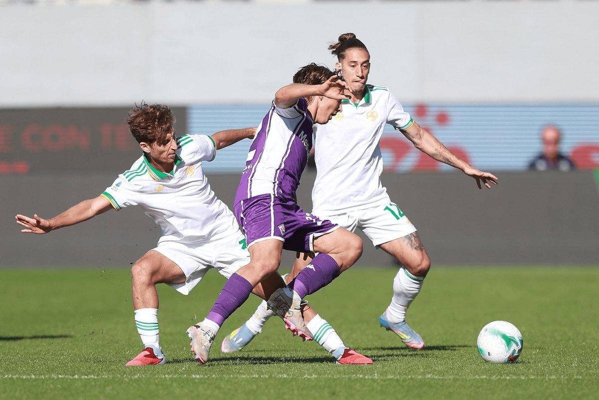 羅(luó)马+那(nà)不勒斯均上(shàng)演逆转好戏,两队同分,排名包揽前二