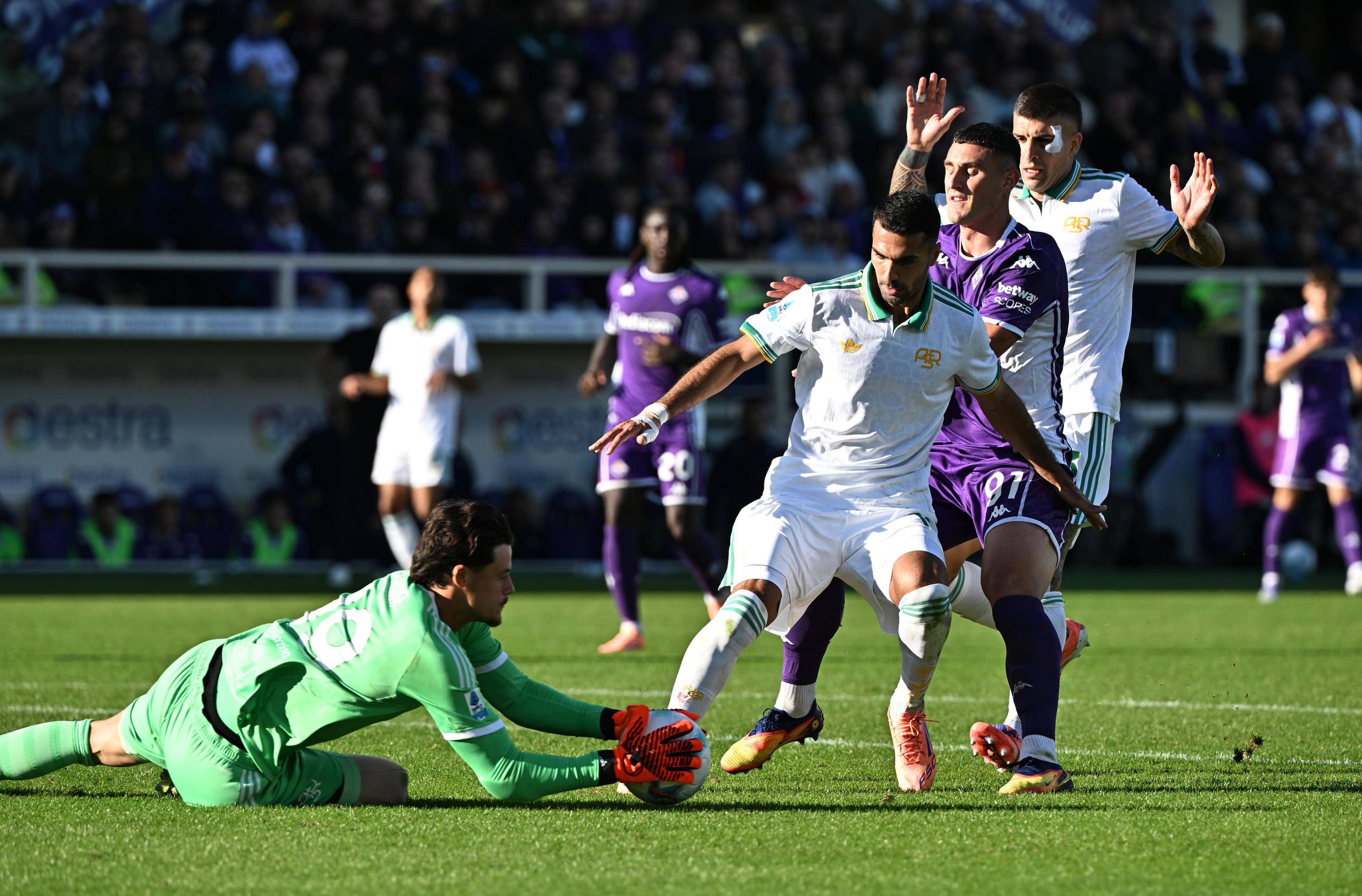 羅(luó)马+那(nà)不勒斯均上(shàng)演逆转好戏,两队同分,排名包揽前二