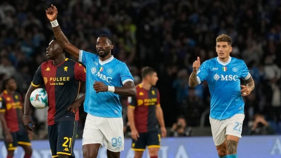 羅(luó)马+那(nà)不勒斯均上(shàng)演逆转好戏,两队同分,排名包揽前二