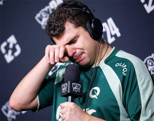 【一競(jìng)技1JingJi】LOL：S15首位被拳(quán)頭(tóu)制裁的选手诞生(shēng)