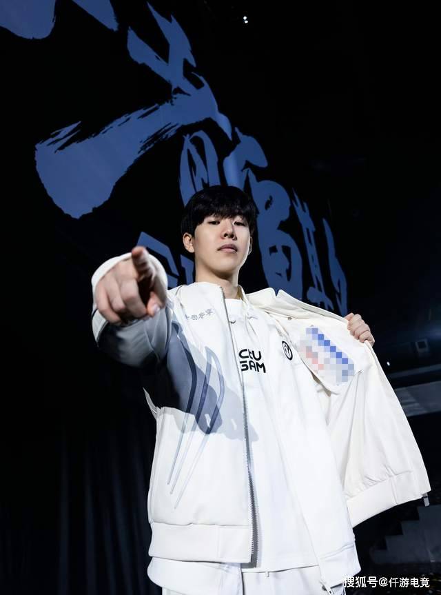 LPL历史“最耻辱”一号种子诞生!TheShy和Rookie成功续约IG!