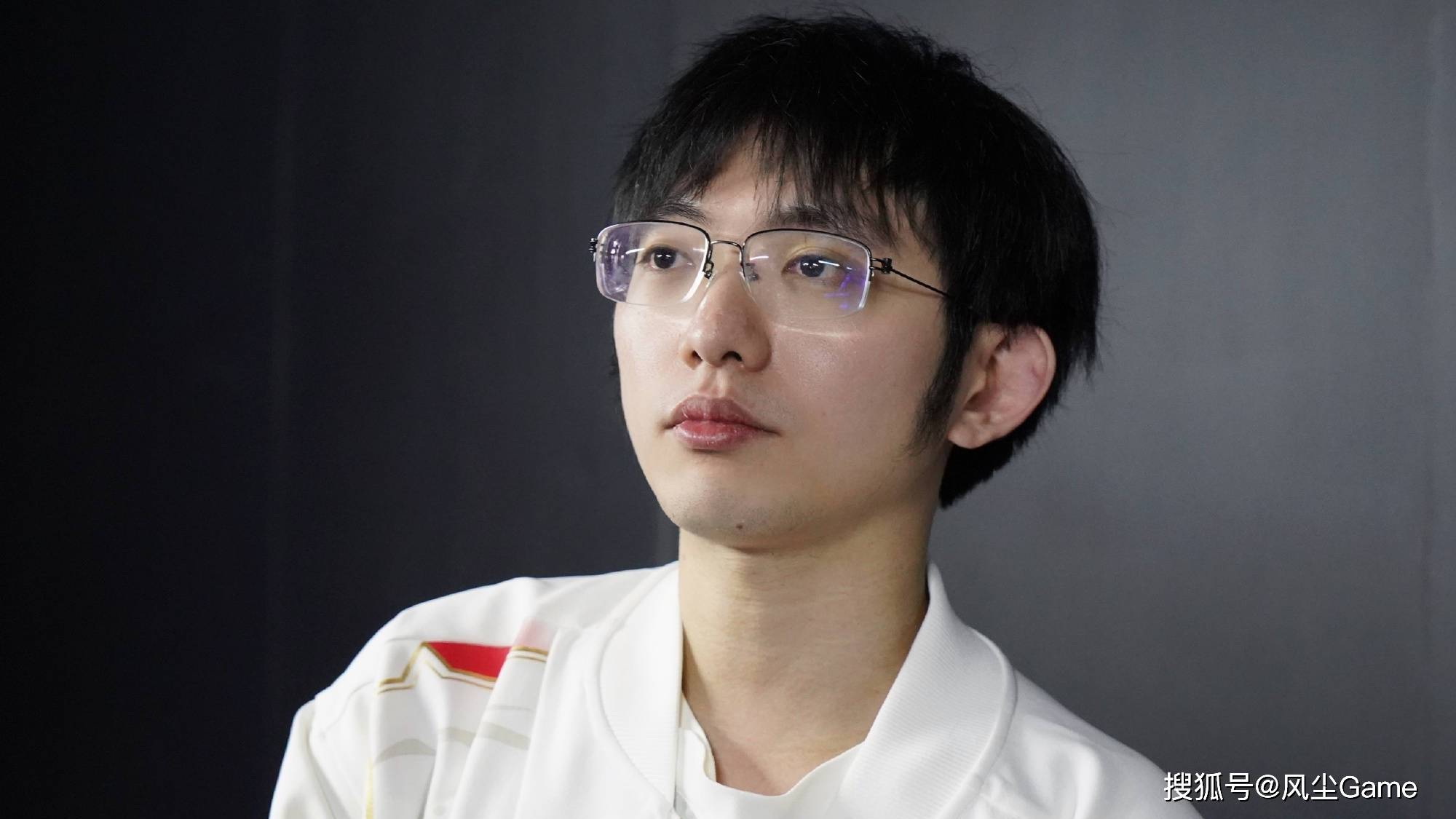 LOL传奇(qí)打(dǎ)野预測(cè)GEN夺冠!管澤(zé)元分析淘汰(tài)赛:滔(tāo)搏(bó)打(dǎ)G2是无敵(dí)的