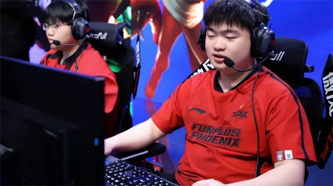 【一竞技1JingJi】LOL：LPL转会期最尴尬选手出炉 顶级选手Jwei转会期没人(rén)要