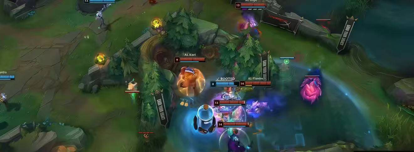 LOL比賽(sài)策略拉滿(mǎn)，這(zhè)款三國(guó)游戏同(tóng)样烧脑力(lì)！