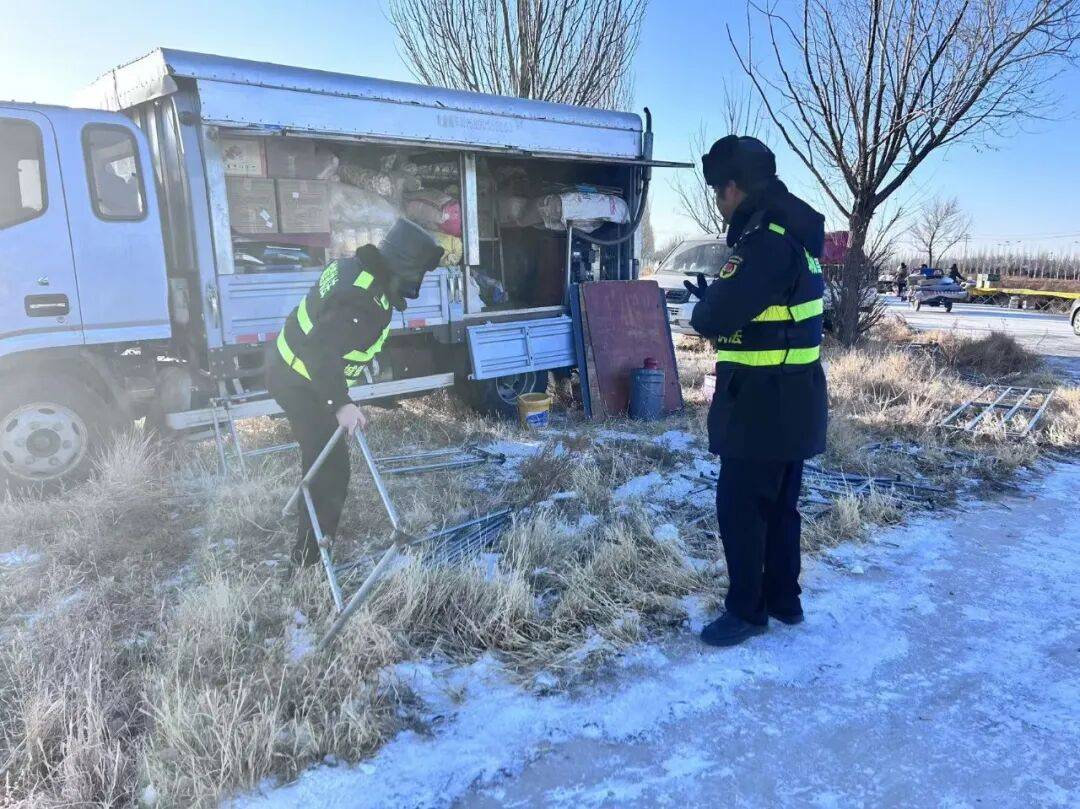 工作动态 | 护航骆驼赛事 彰显城管担当