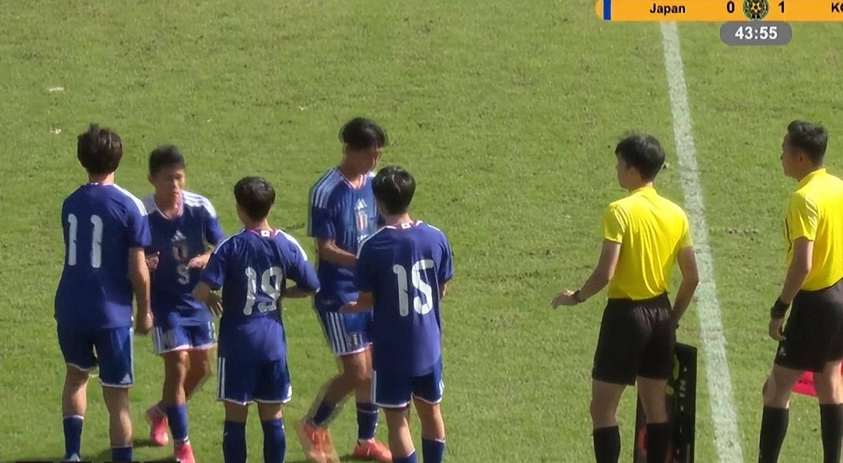 东亚U15锦标赛升降级形势紧张：中国男足不胜香港队将面临降级困境