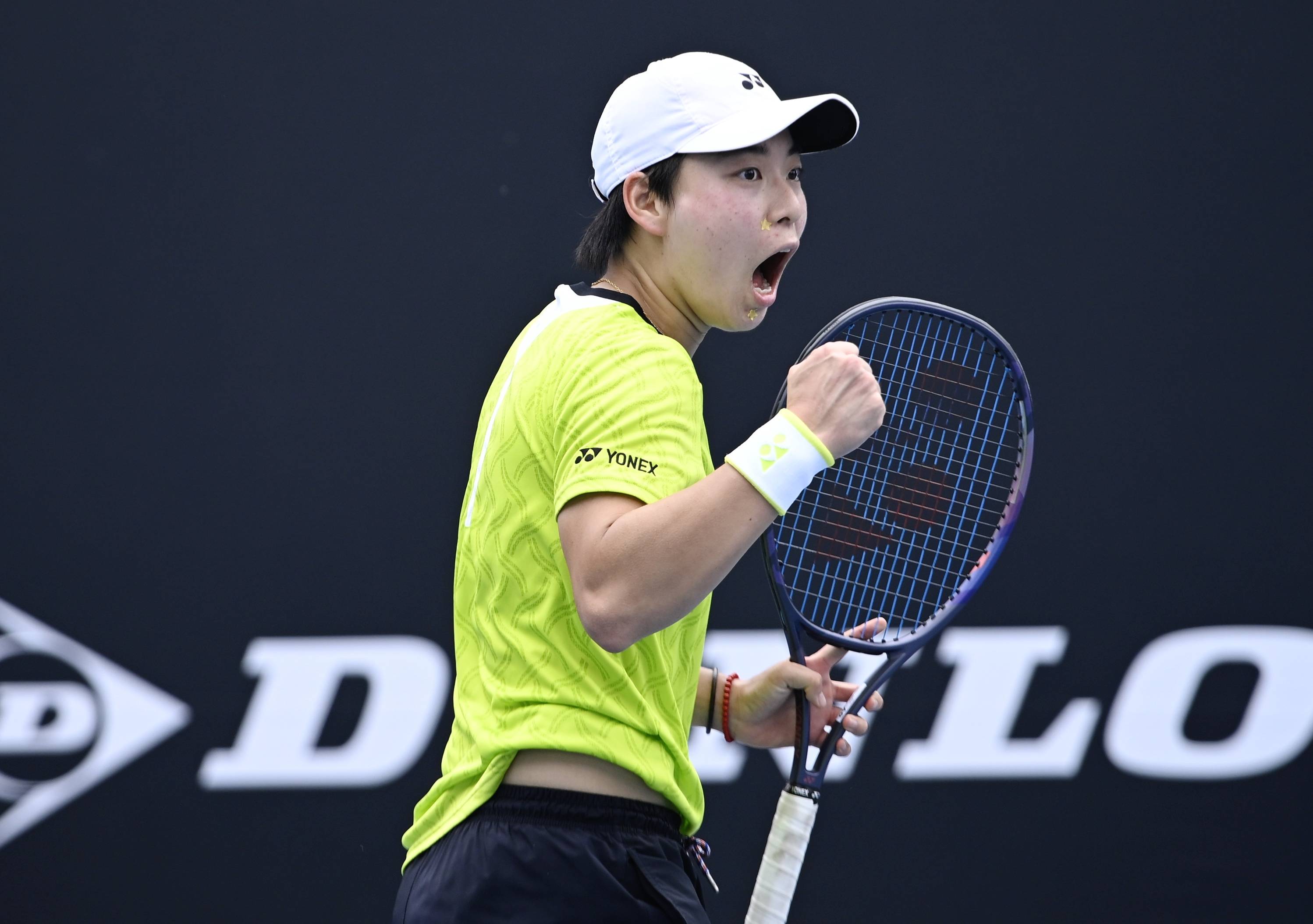 （体育）网球——澳网资格赛：白卓璇晋级正赛