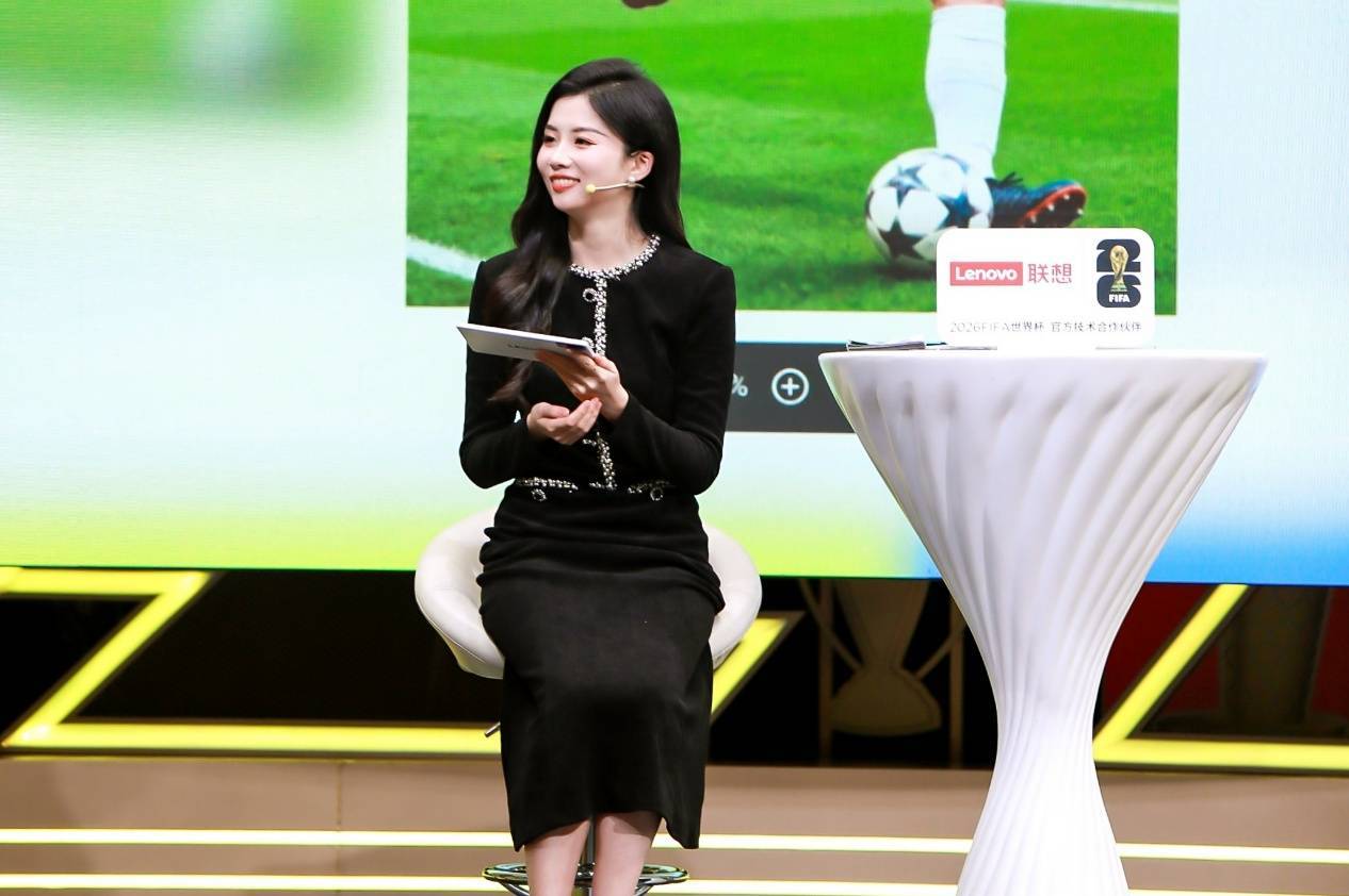 联想天禧AI足球智能体让著名解说管泽元甘拜下風(fēng)！AI平板重新定义世界杯黄金观赛体验
